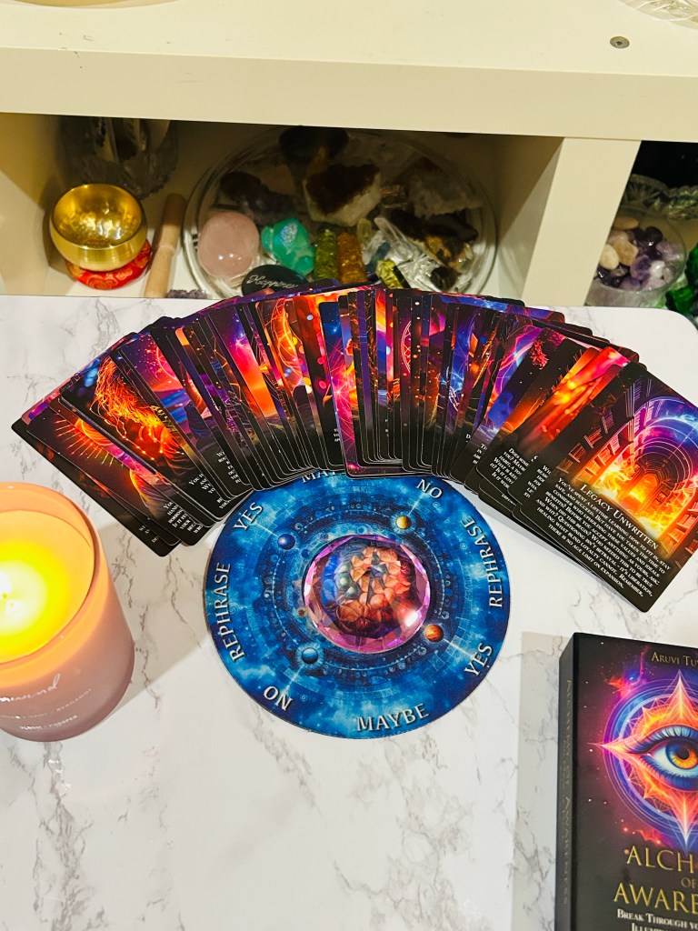 炼金术神谕卡，激活内在力量【新年伊始，拿回前世的技能（5）】——神谕卡是宇宙的低语，指引你连接内在的智慧与直觉