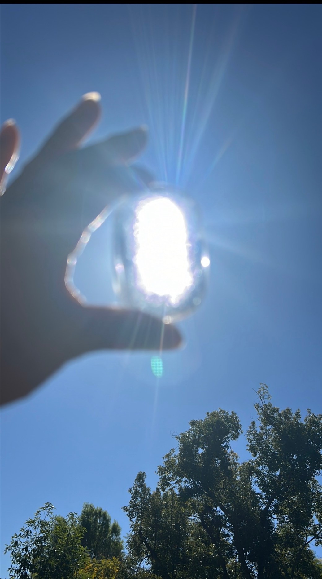 列穆里亚水晶大师,我掌中的银河史诗——当我赠予一颗水晶,给出的是一片星空
