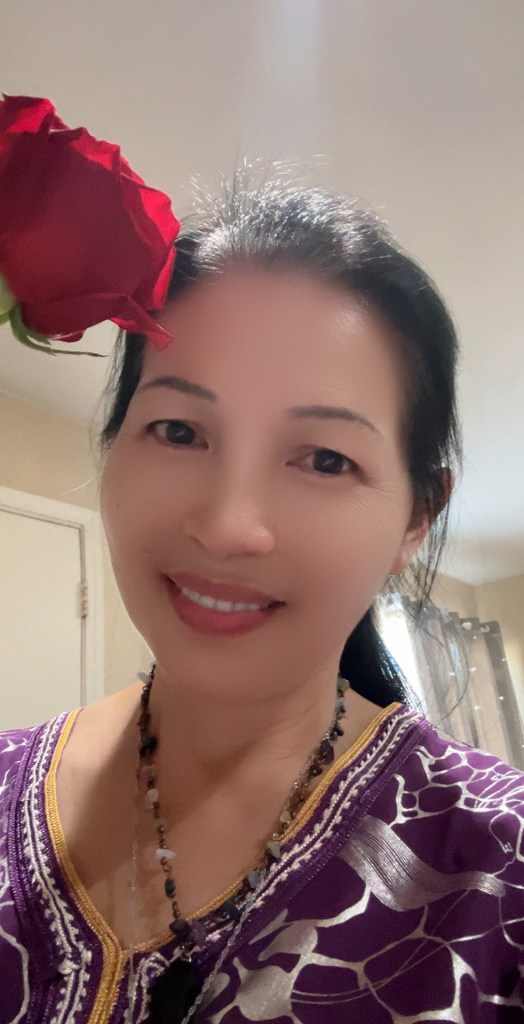 （2）3/20春分门户疗愈，脉轮激活不可思议——她所躺着的这个地方，不仅是物理空间的小角落，更是量子空间的疗愈舱